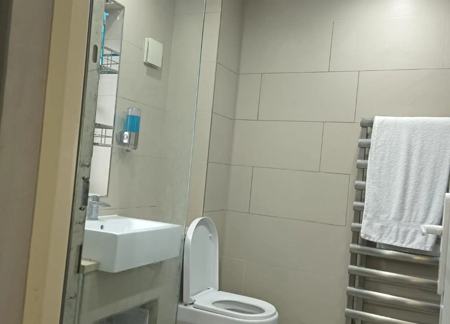 Luxurious En-Suite Soft Water Air Conditioning Tv Etherium Лондон